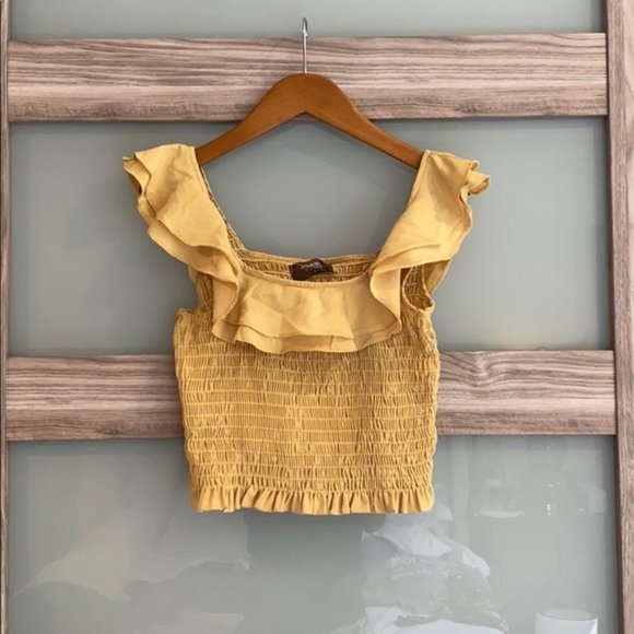 Lulus Tops - 4SI3NNA Ruffle Smocked Top